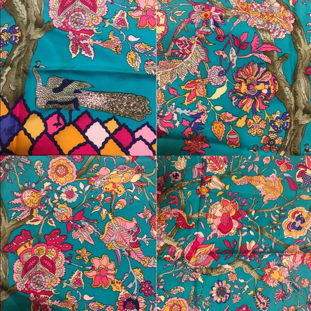 •SOLD” Hermès Scarf “Les Fantasies Indiennes” In blues - Picture 4 of 8